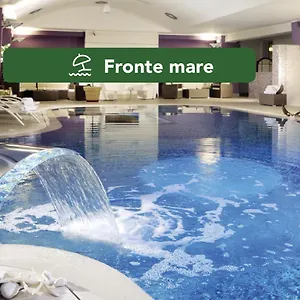 Hotell Yes Touring & Spa