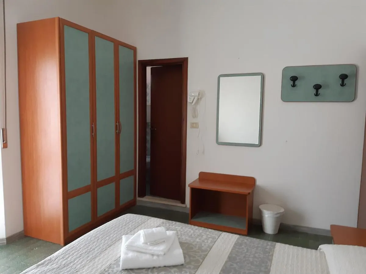 Hotel Mara 리미니